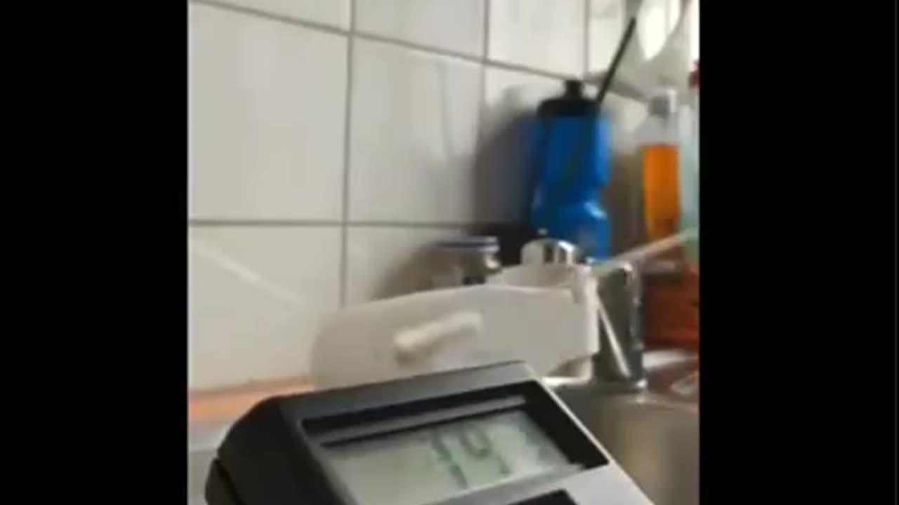 NO5E SWA8S C0NTAMINATED WITH RADIATI0N?