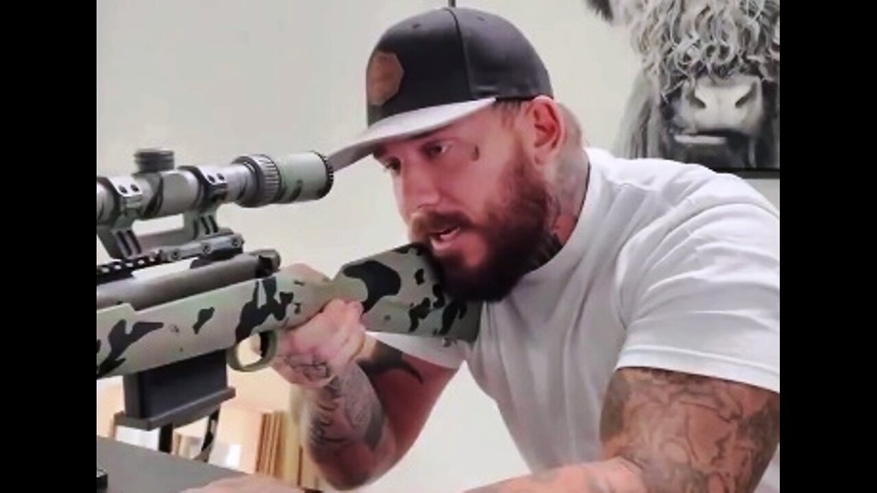 American Blogger Times how Long it Takes to Disassemble a Rifle and Stuff it in a Backpack