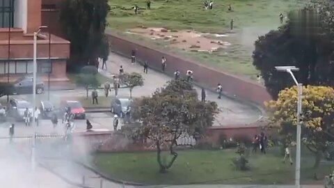 🇨🇴 Clashes at US Embassy in Bogotá amid indigenous protests
