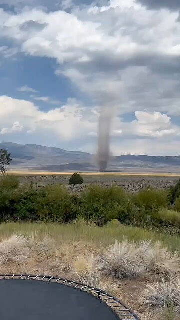 Super cool and fully-formed dust devil spotted this afternoon by Koosharem