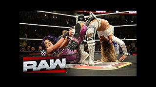 Charlotte Flair & Alexa Bliss vs. Bayley & Lyra Valkyria Raw highlights, Oct. 27, 2025