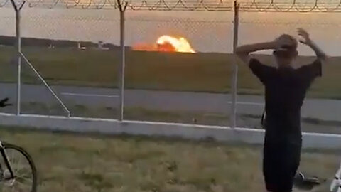 F-16 crashes in Poland during air show training