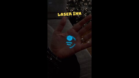 Human AI pin 🤯
