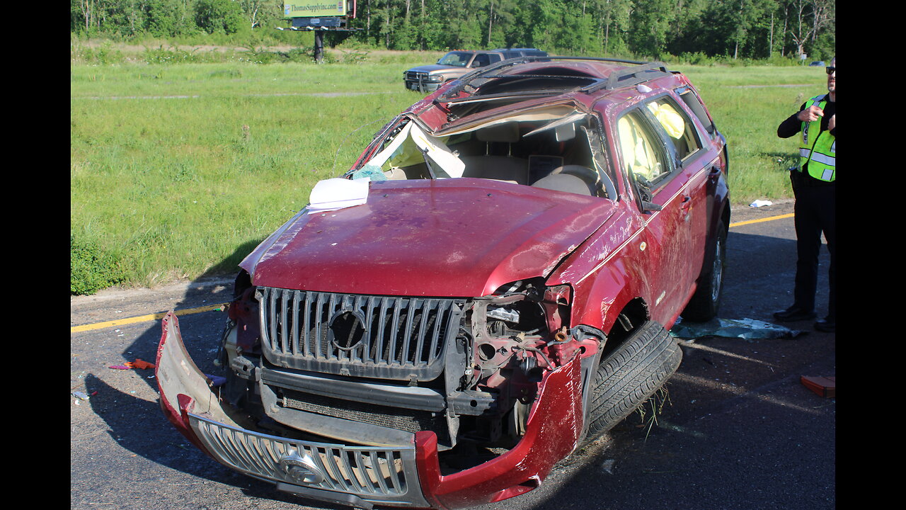 FATAL ROLLOVER CRASH, LIVINGSTON TEXAS, 04/11/25...