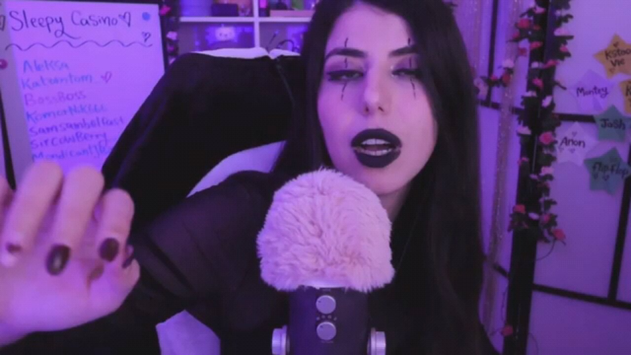 ASMR Goth Girl plucking your bad thoughts