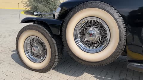 The World's Biggest Car Has An Apartment Inside!