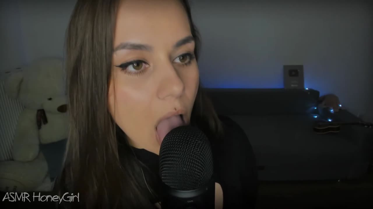 ASMR Licking Blue Yeti