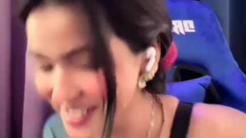 Hi hot girls hadija fam dance