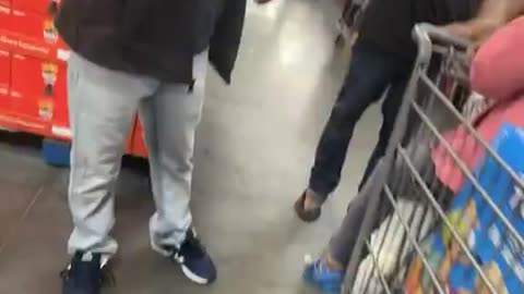 Blacks Attack Mexicans