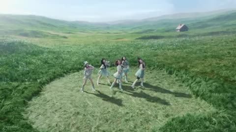 Viral: ILLIT (아일릿) '빌려온 고양이 (Do the Dance)' Official MV