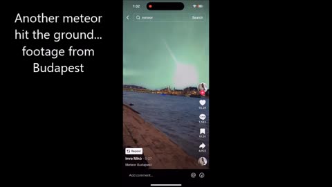 Un mystérieux objet vert lumineux ressemblant à une boule de feu a été aperçu dans le ciel de Moscou