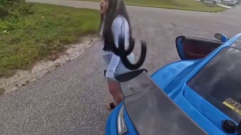 Road Raging Karen Points Gun at Family