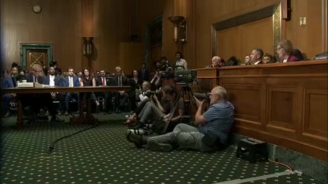 Senator Tina Smith just got ROASTED by RFK JR!