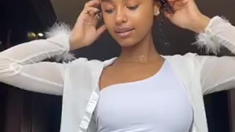 Tyla Goes down with her waist Shake Again😁😋😋😋
