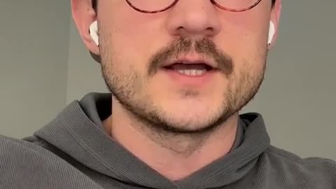 Crypto is LOSING the Hype Battle! 📉#Investing #AI #TradingStrategy #MarketTrends #FinanceNews