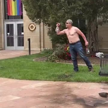 RAW Video of man who set on fire group of Israeli supporters holding Molotov cocktails in Colorado.