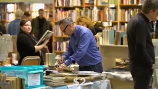 Lucky People Who Found the Best Things in Thrift Stores