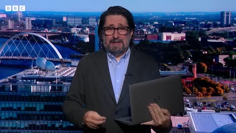 ‎Snapchat and several banks among major apps down in Amazon internet services outage