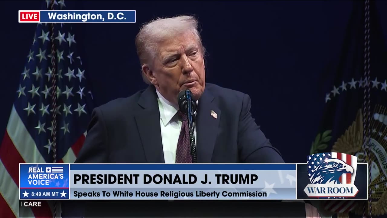 BREAKING: POTUS GIVES TRUMP FAMILY BIBLE TO THE MUSEUM OF THE BIBLE