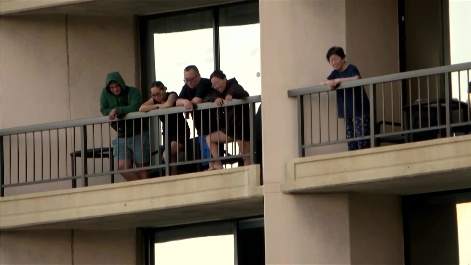 Hawaii urges coastal residents to evacuate after Pacific quake