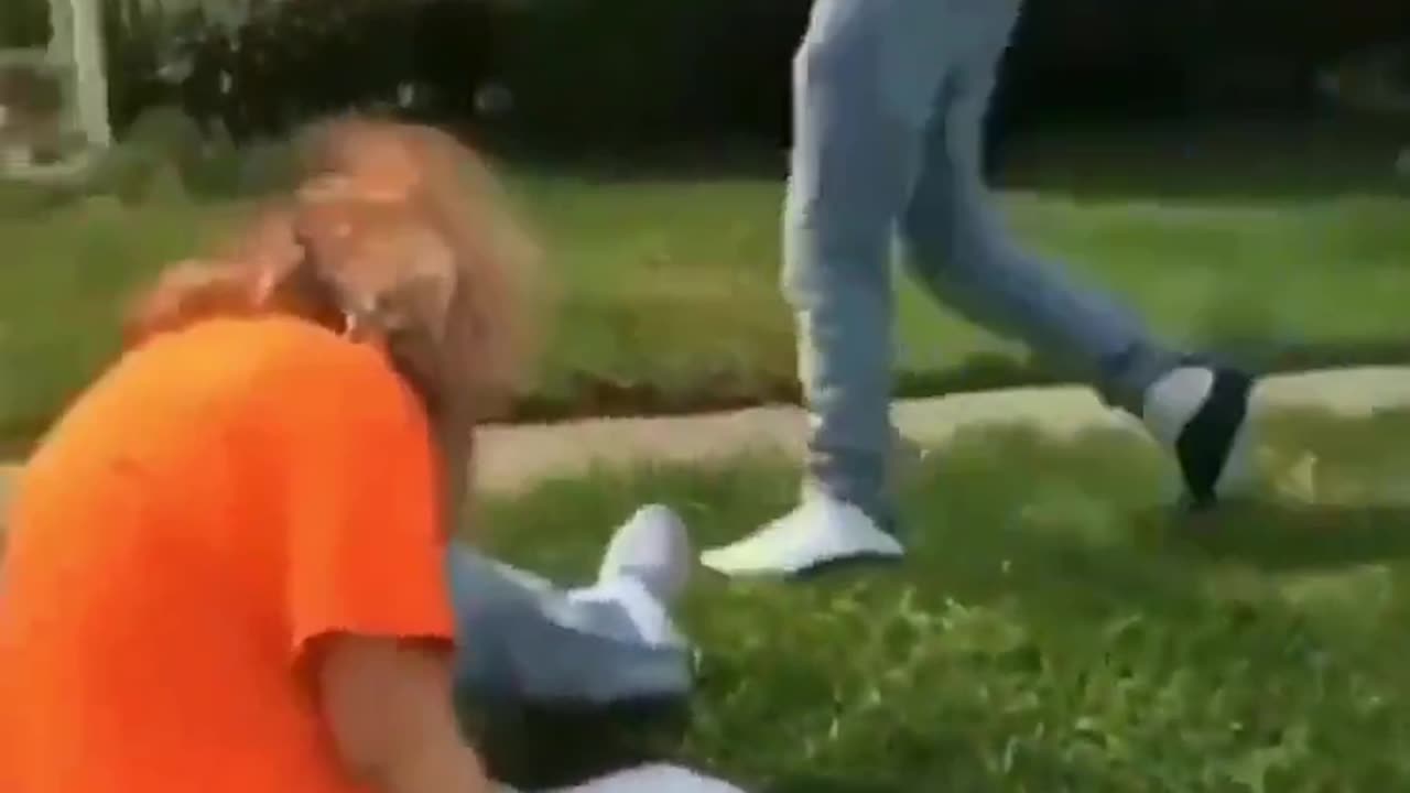 3 racist teens attack girl walking home from school, repeatedly punch & body slam defenseless girl