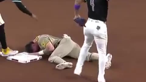 Incredible: Jackson Merrill INJURED On This Stolen Base Attempt!