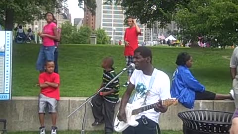 guy doing micheal jackson tune on the shea show