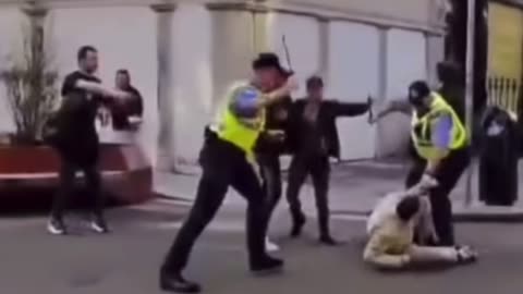 Stabbed!!! (with Self defense commentary)