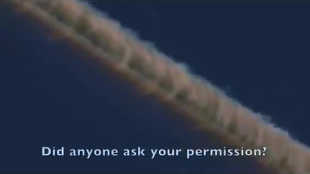 De laluminium, du baryum et du strontium sont pulvérisés dans lair que vous respirez… 🛑✈️🌫️👿