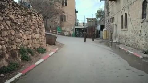 Louis Theroux’s 'The Settlers'