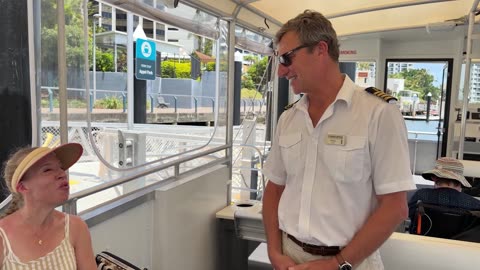 MUST-DO GOLD COAST! Riding the Hoppo Ferry with a Toddler ⛴️ Surfers Paradise Scenic Tour