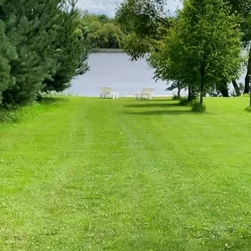 Breathtaking landscapes, leisurely rest, inviting coolness of Lake Selyava