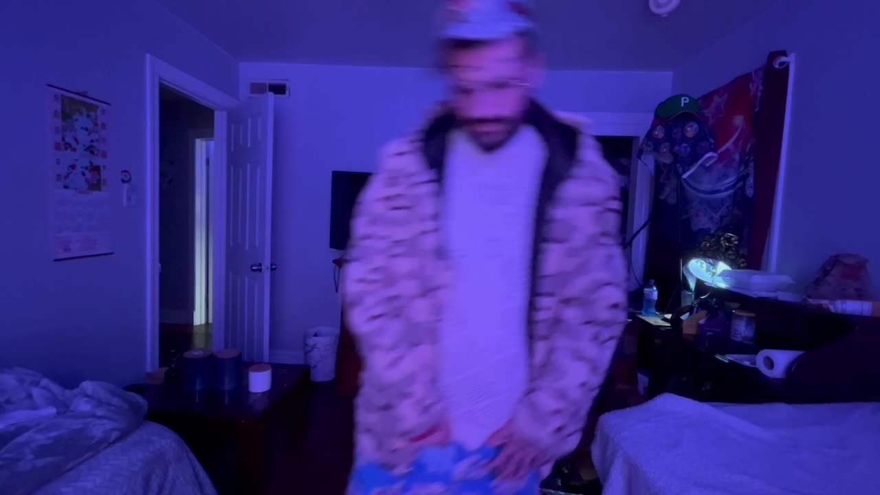 Ep. 548 "Designer's Fit-Check For The Girl" by Batman