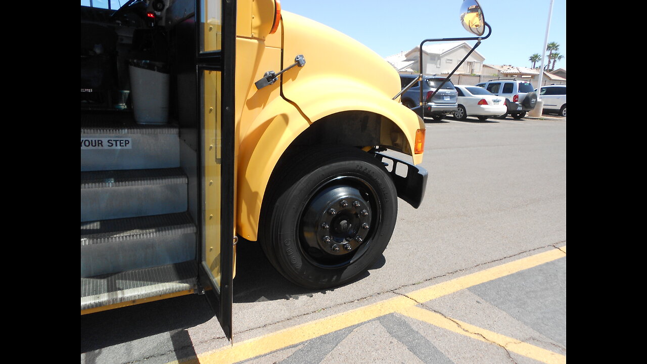 (708) 2002 International CE200 #S330 WCL T444E HS PM 4/16/2025