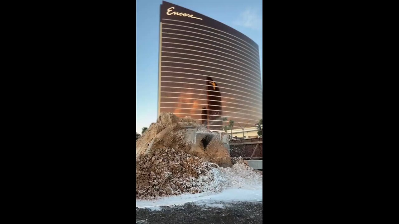 Las Vegas: The Strip has an exciting new tunnel.