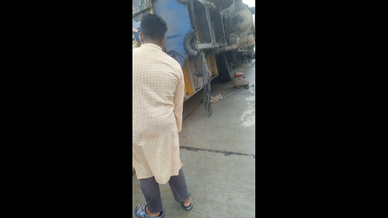 মর্মন্তিক দূরঘটনা ঘটে গেল গোবিন্দগঞ্জ পান্তাপাড়া