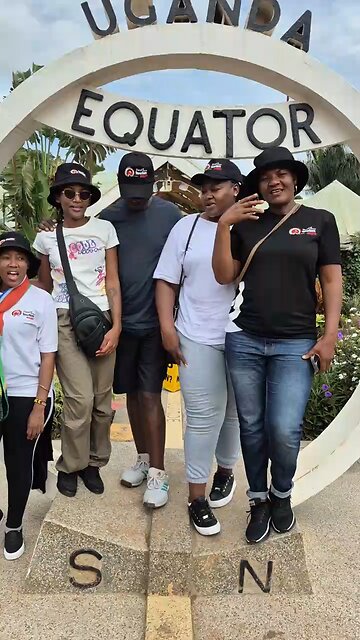 𝚃𝚑𝚎 𝙴𝚚𝚞𝚊𝚝𝚘𝚛 𝙿𝚘𝚒𝚗𝚝, 𝚄𝚐𝚊𝚗𝚍𝚊