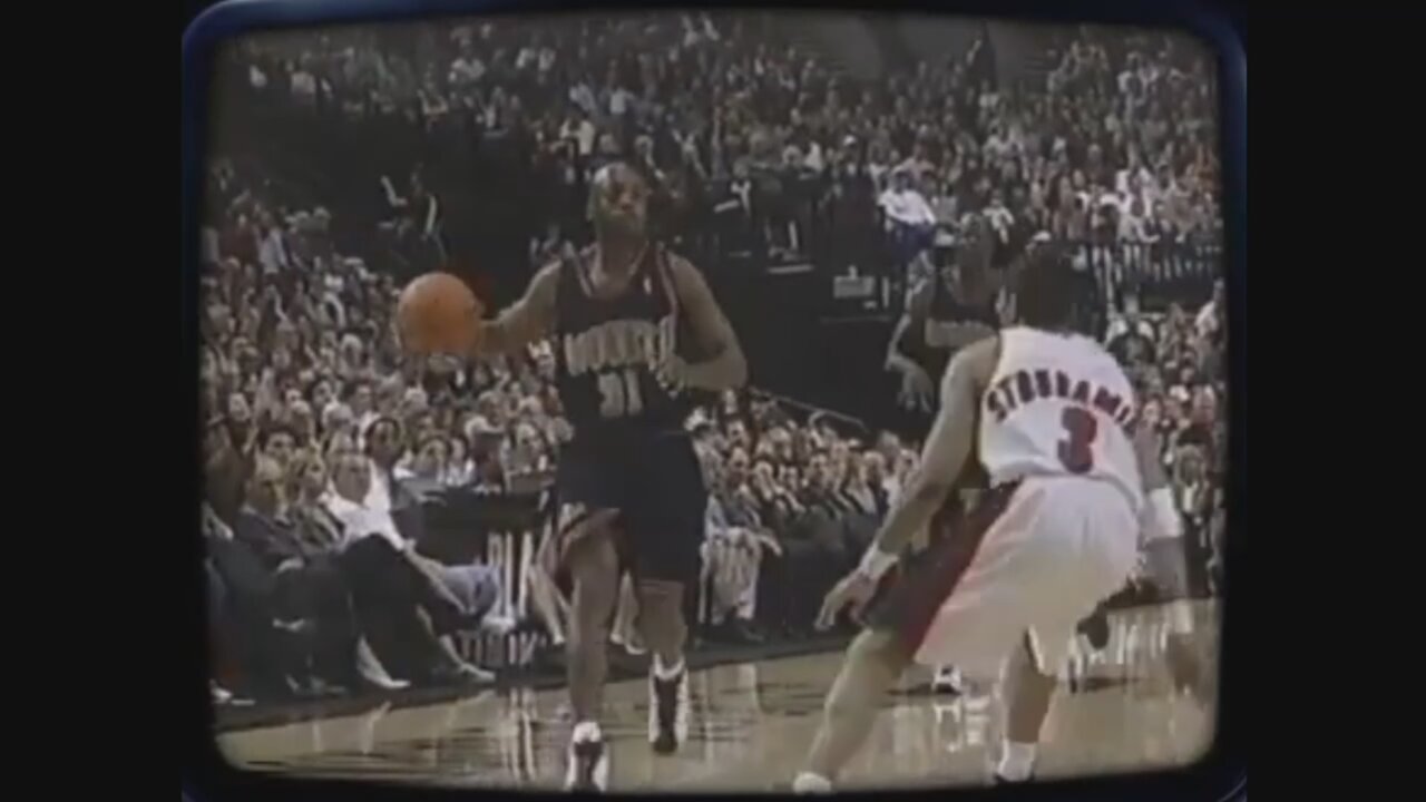 Nick Van Exel 22 Points 9 Ast @ Trail Blazers, 1999-2000.