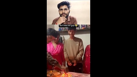 ladka birthday banate time jal jata hai