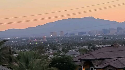 Did you SEE tonight's HAZY Las Vegas sunset? Check THIS out! 08.14.2025 #follow #lasvegas #travel