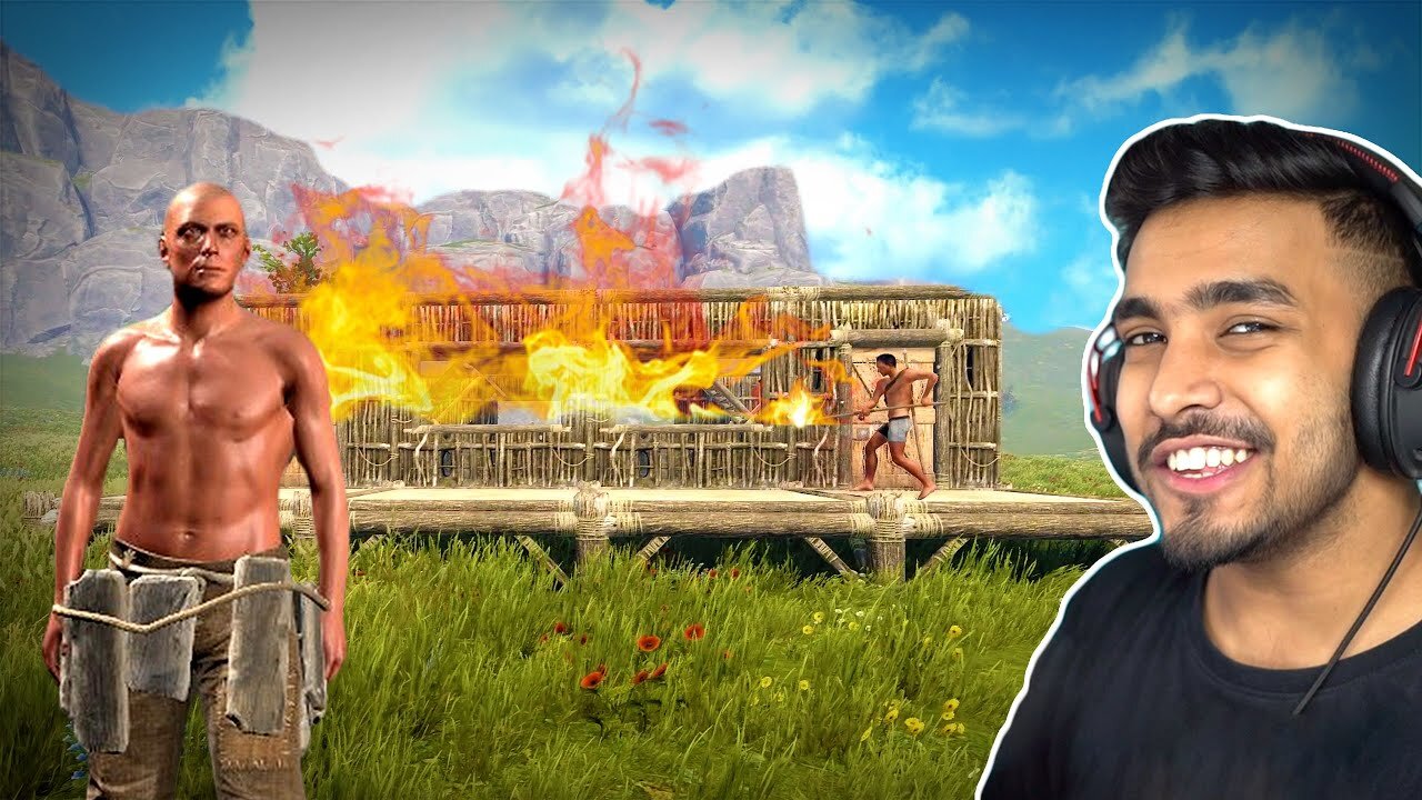 I BUILT A HOUSE AND GOT DESTROYED! | RUST GAMEPLAY