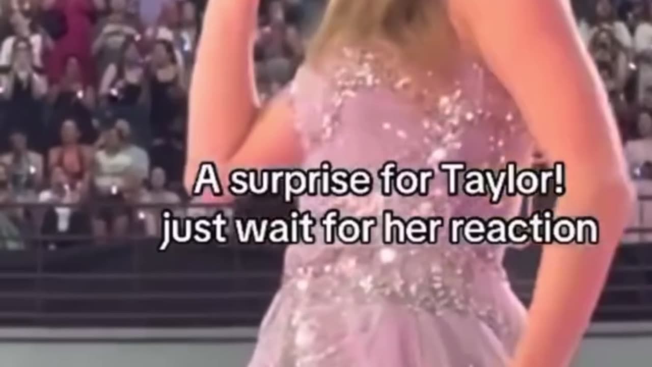 Taylor swift - the eras tour enchanted surprise