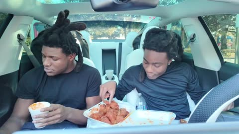 50 PIECE CHICKEN WING MUKBANG FT KEON & ROMME!