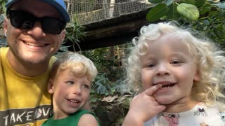 😂👧 You Won't Believe What Happens During This Photo Attempt! | FunFM