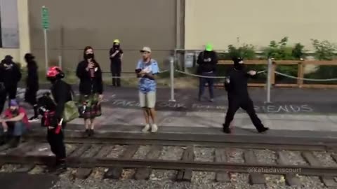 Antifa Mobs Photographer Outside Portland ICE Facility – Knife Pulled in Self-Defense