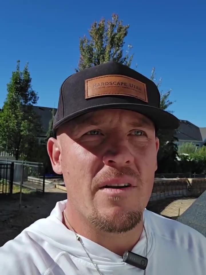 THE MAN WHO “BEAUTIFIED” THE CHARLIE KIRK CRIME SCENE SPEAKS OUT