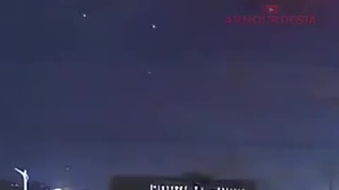 Chinese SAM Missile Destroys Meteorite in the Sky!