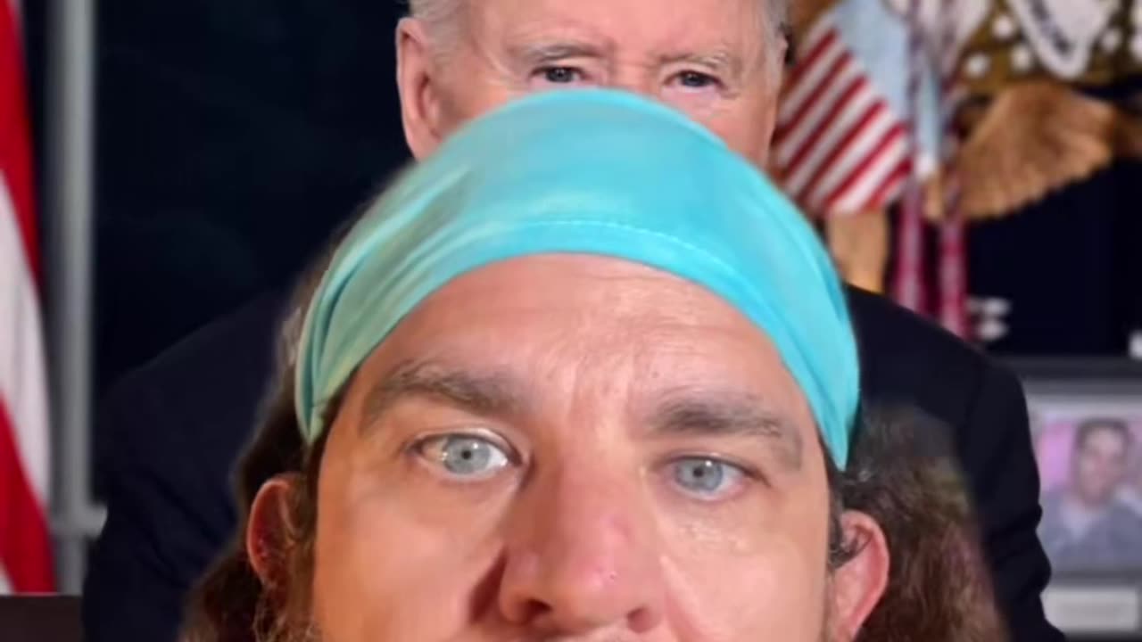 Malia Obama #Obama #MaliaObama #Hollywood #HollyWeird #TadpoleTriplett #Comedian #Comedy