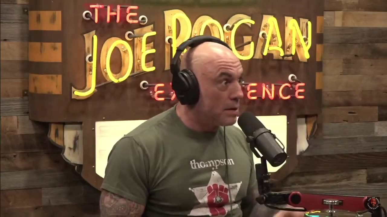 Joe Rogan BLASTS media for downplaying Elon Musk rescuing stranded astronauts