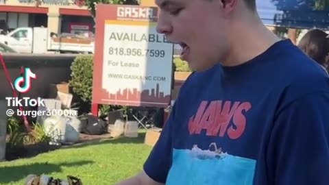 🎃😱 Pennywise IRL Will Scare The Living Daylights Out! | FunFM